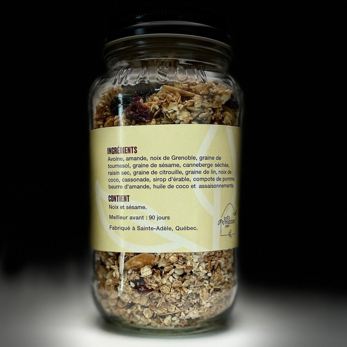 Dried fruit and nut granola
