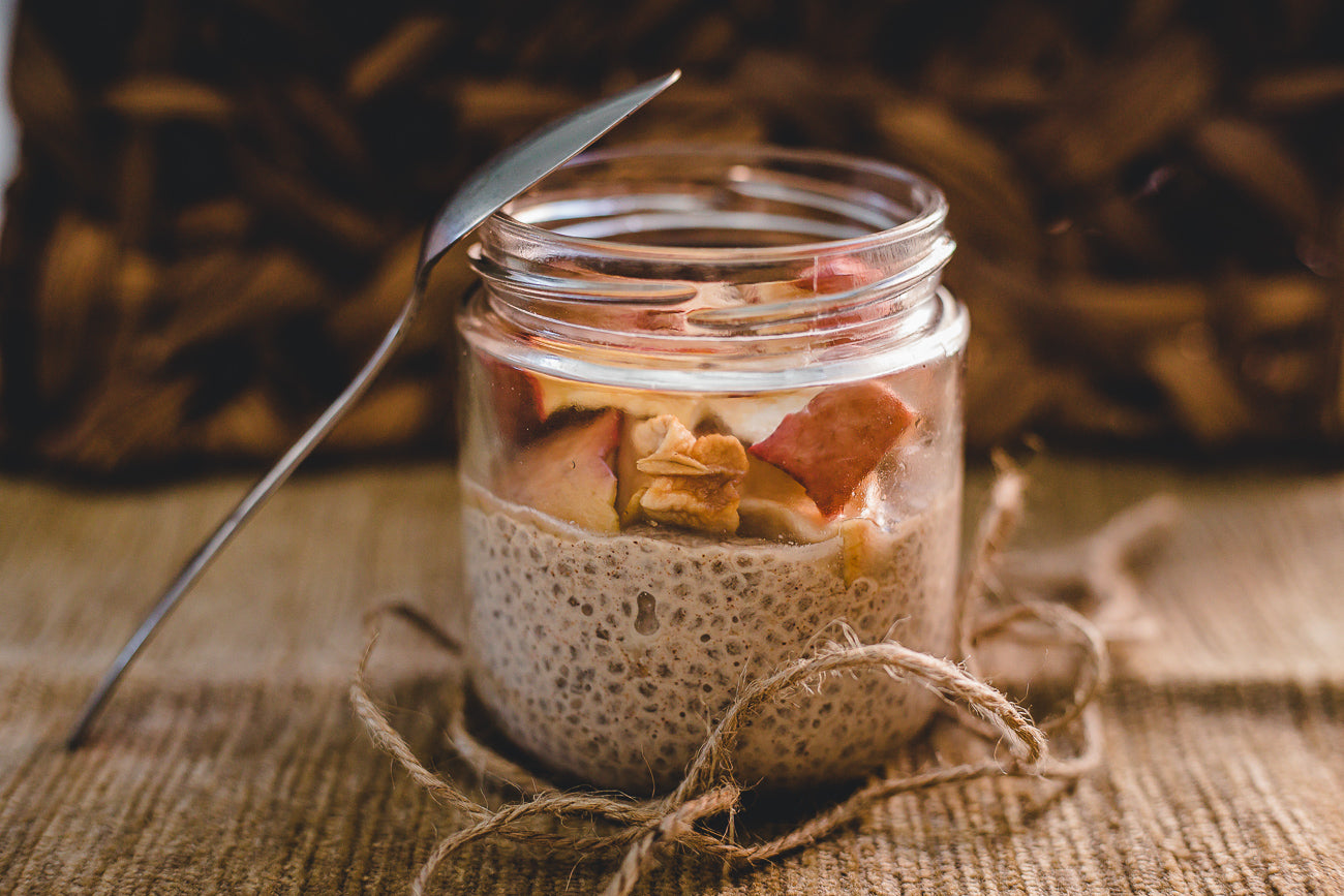 Parfait de chia, pomme, noisette et érable