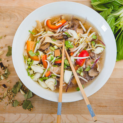 Tonkinese soup with smoked tofu